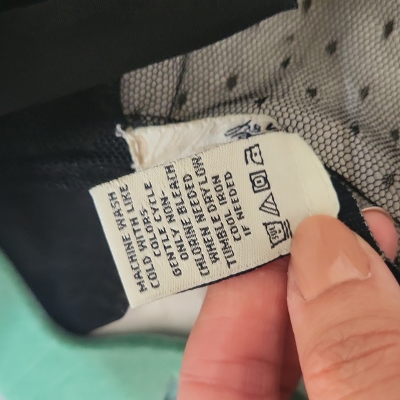 American Rag Cie Soft Tulle and Pleated Chiffon Blouse - Size Medium/M - Picture 10 of 11